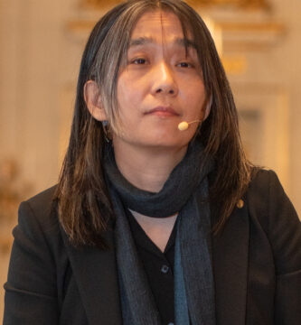Retrato de la escritora Han Kang